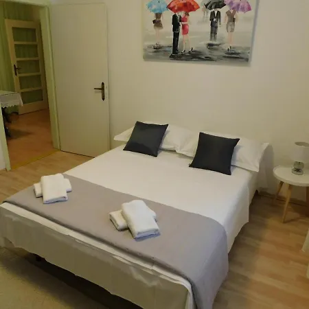 Apartment Doni Podgora Exterior photo